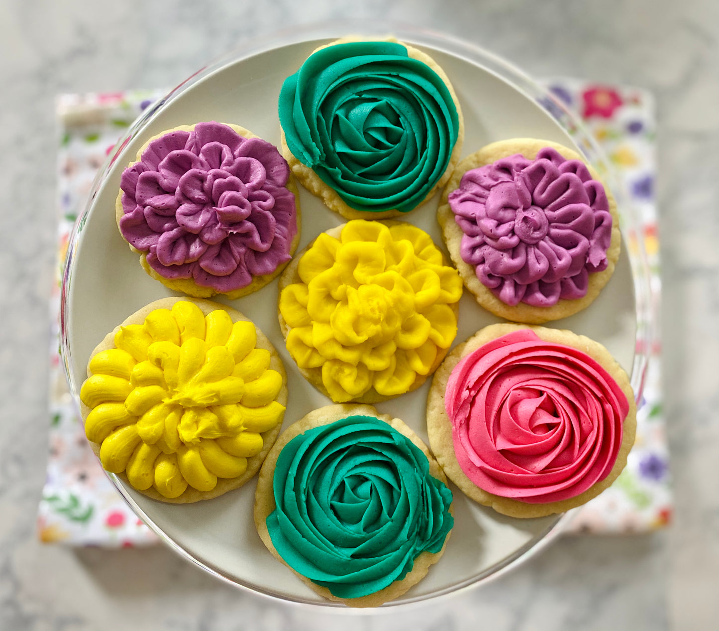 Buttercream flower cookies